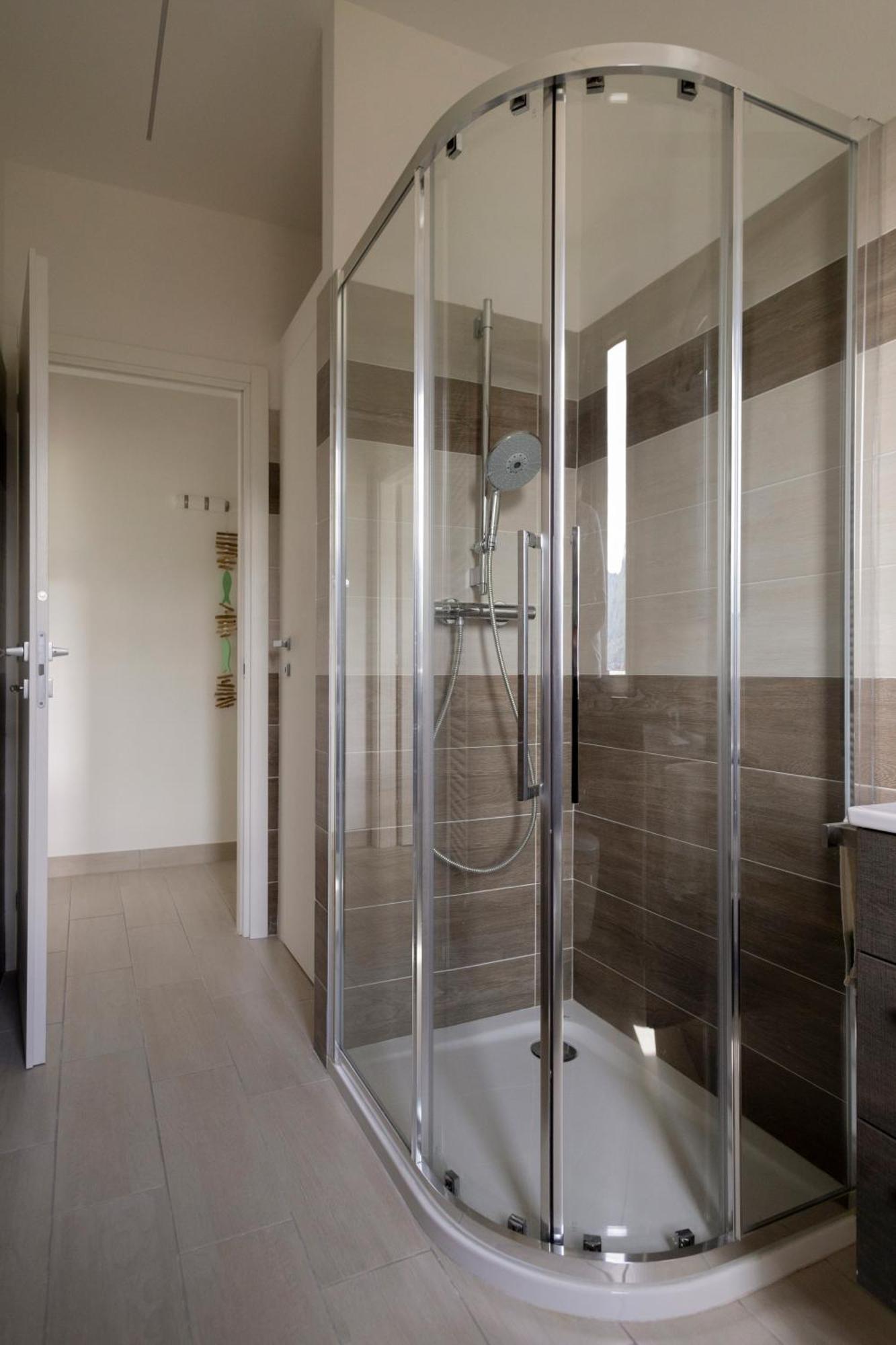 Appartamento Penelope House Oliveto Lario Esterno foto